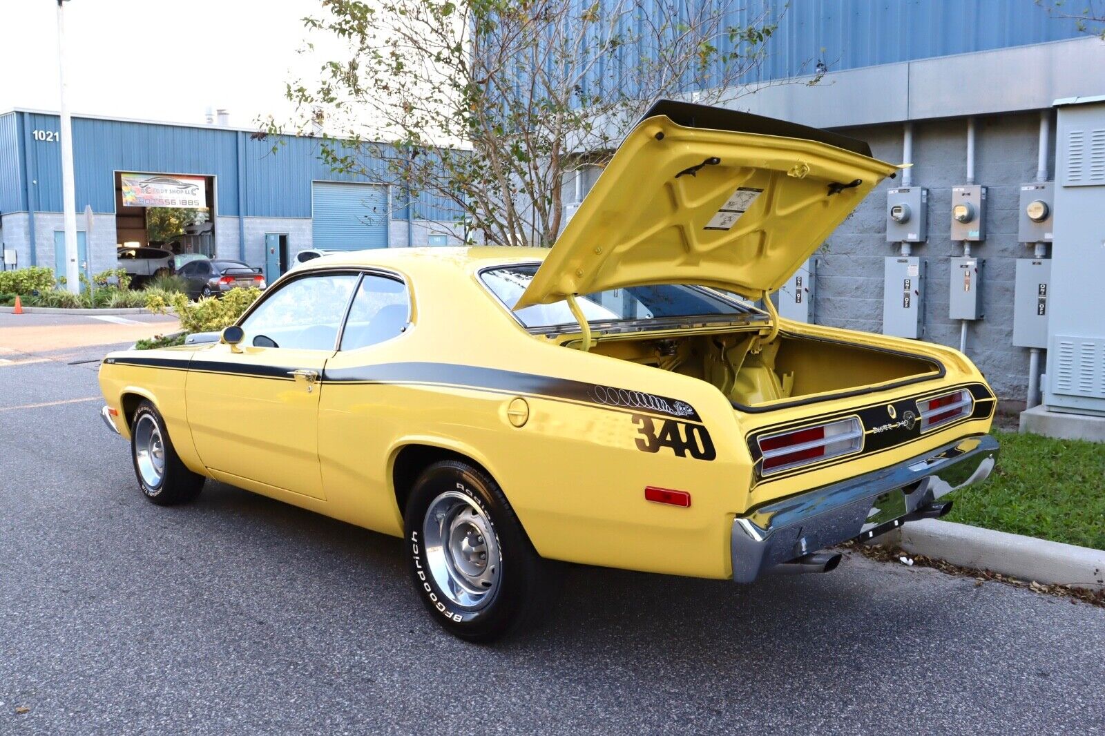 Plymouth-Duster-1972-38