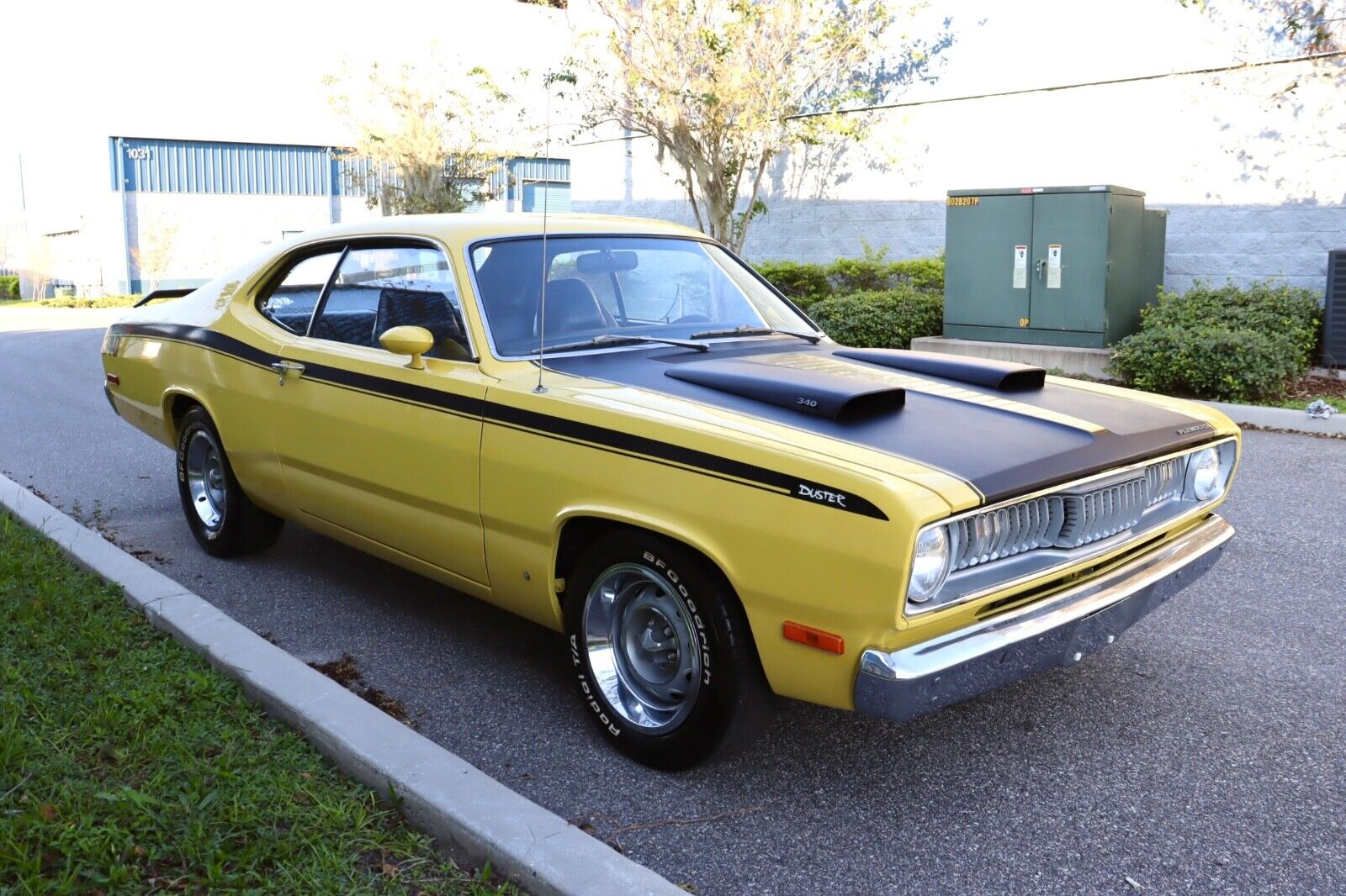 Plymouth-Duster-1972-4