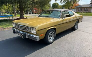 Plymouth-Duster-1973