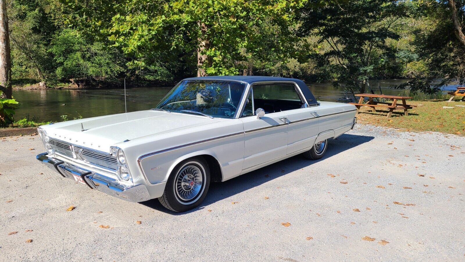 Plymouth-Fury-Berline-1966-1