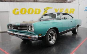 Plymouth-GTX-1969-1