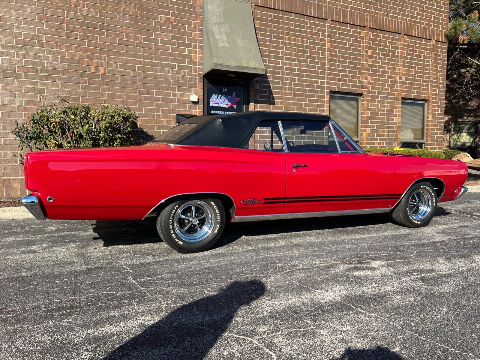 Plymouth-GTX-Cabriolet-1968-4