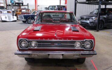 Plymouth-GTX-Coupe-1967-11