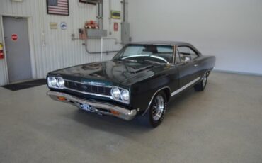 Plymouth-GTX-Coupe-1968-1