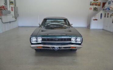 Plymouth-GTX-Coupe-1968-2