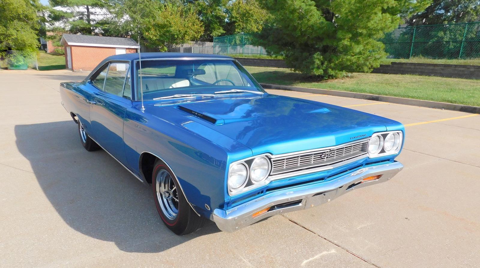 Plymouth-GTX-Coupe-1968-8