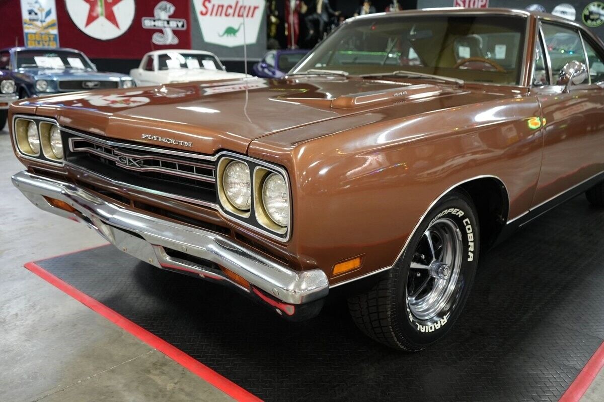 Plymouth-GTX-Coupe-1969-26