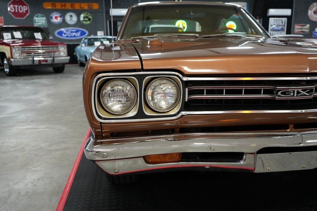 Plymouth-GTX-Coupe-1969-28