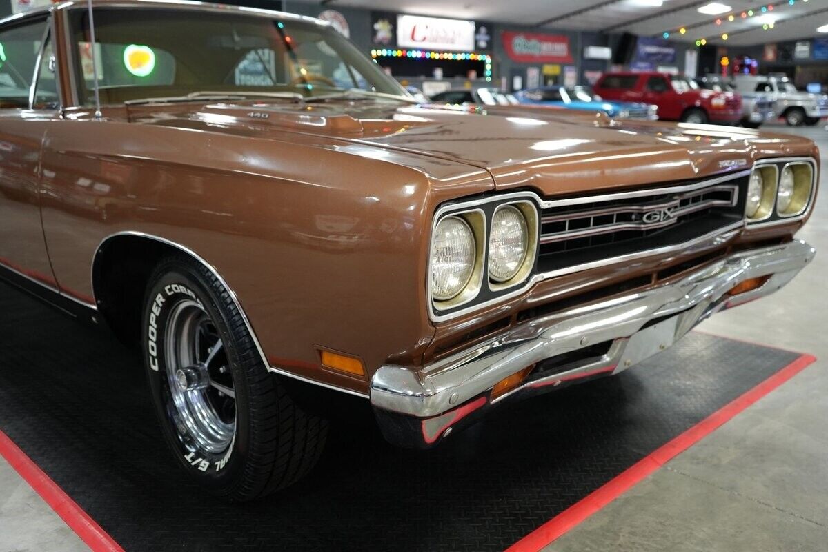 Plymouth-GTX-Coupe-1969-29