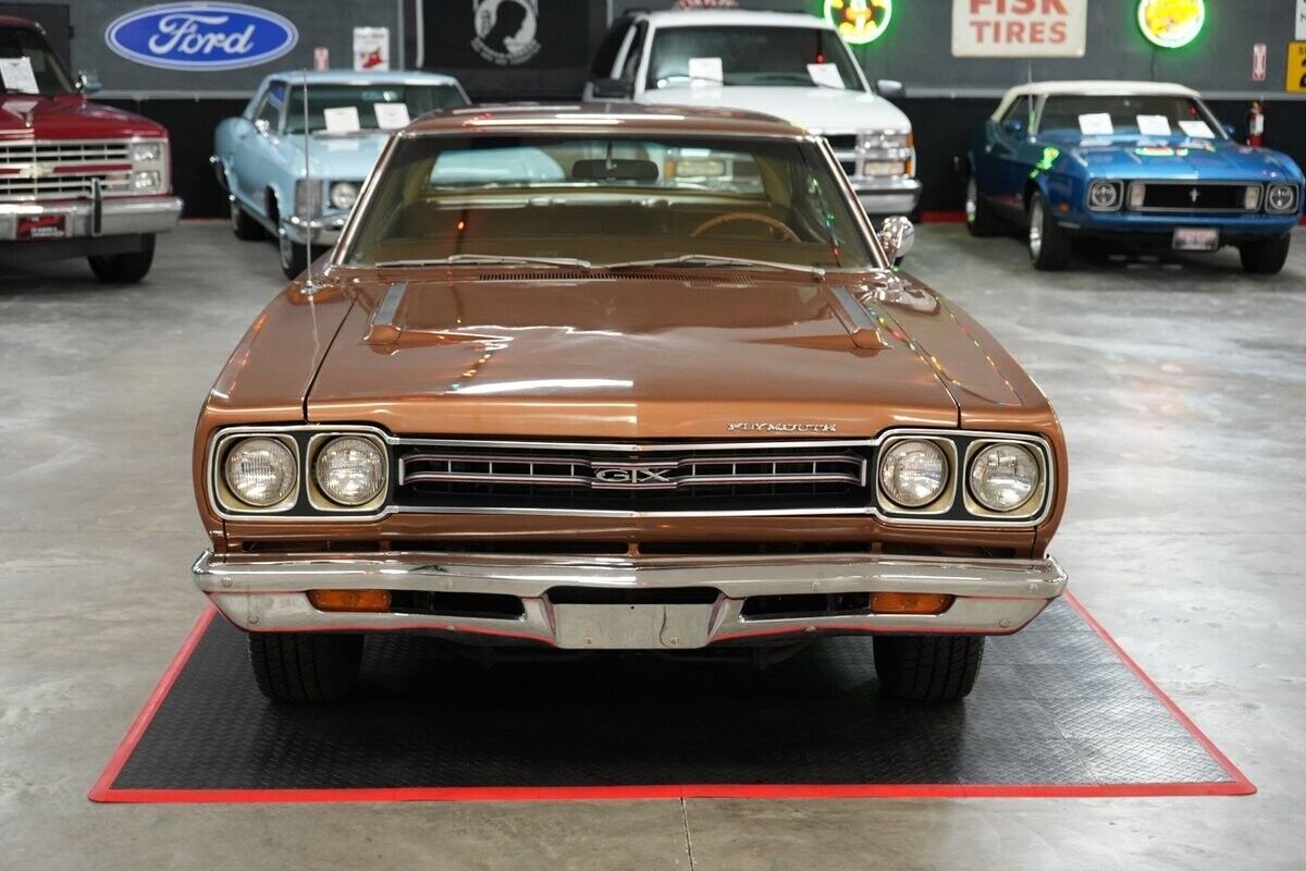 Plymouth-GTX-Coupe-1969-8