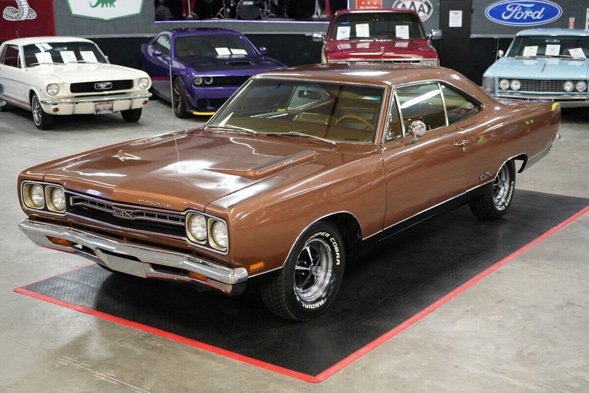 Plymouth-GTX-Coupe-1969-9