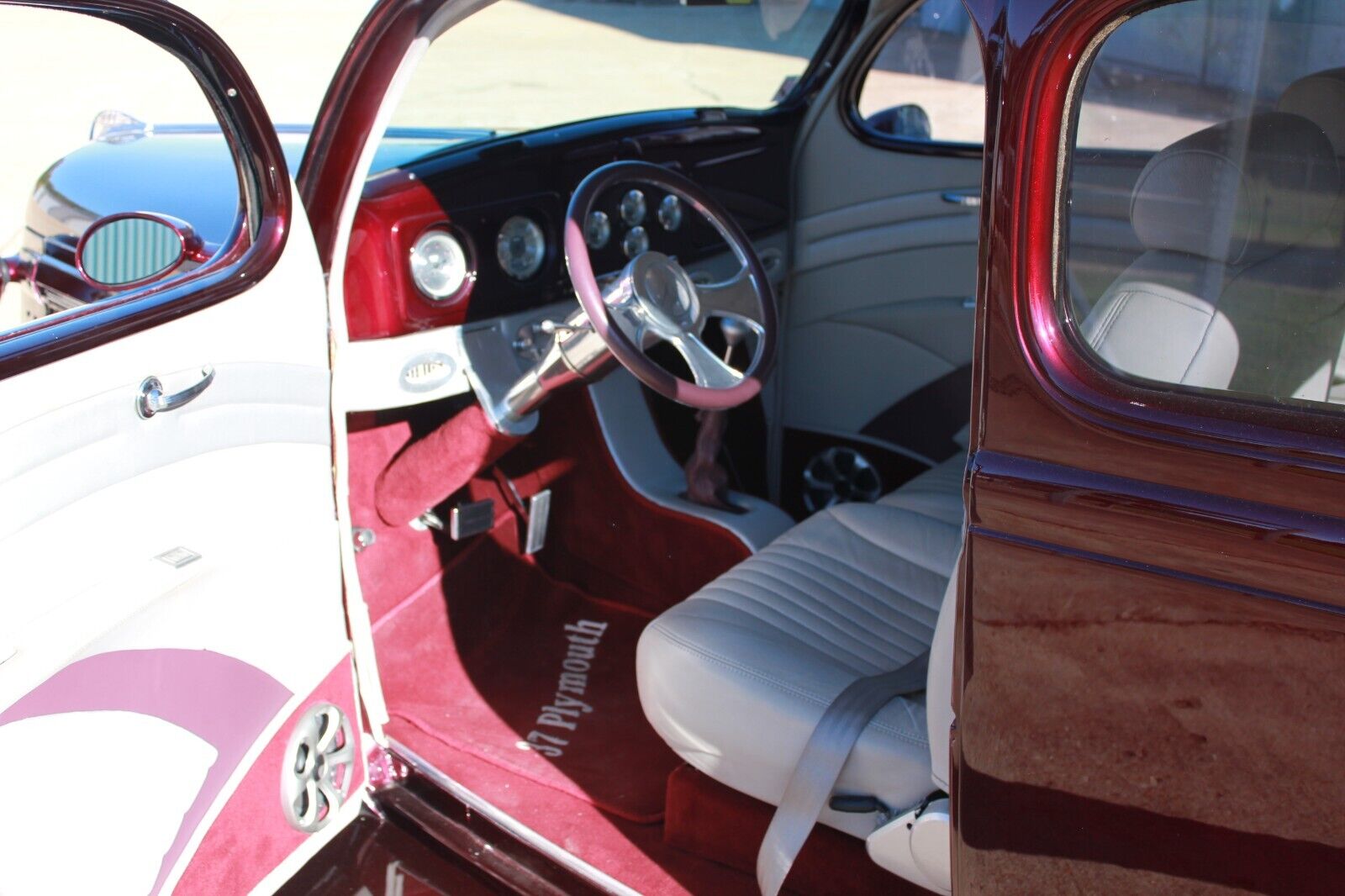 Plymouth-Other-Coupe-1937-6