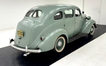 Plymouth-P6-Berline-1938-4