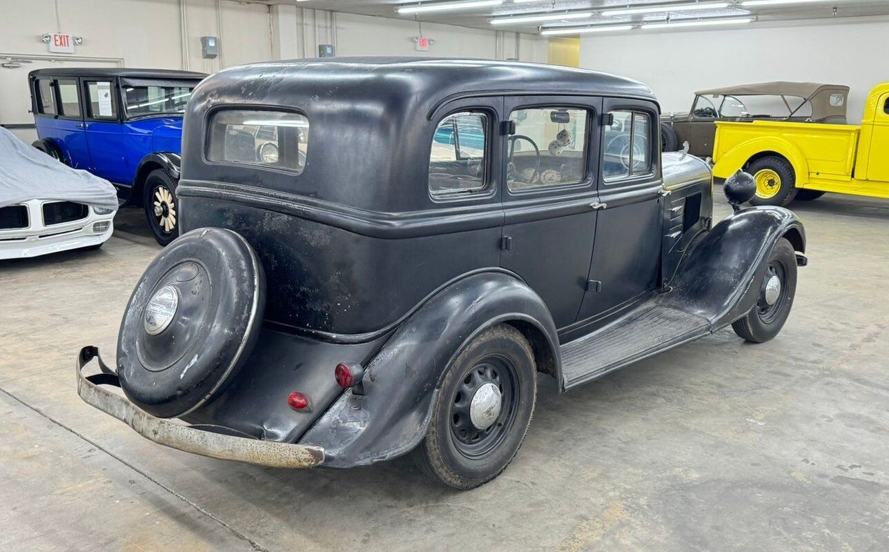 Plymouth-PE-Deluxe-Berline-1934-4