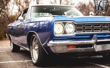 Plymouth-Road-Runner-1968-11