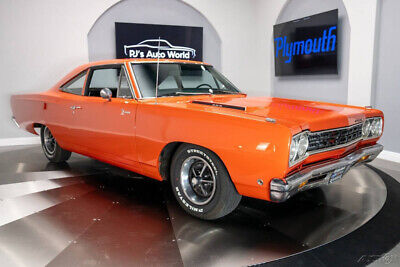 Plymouth-Road-Runner-1968-23