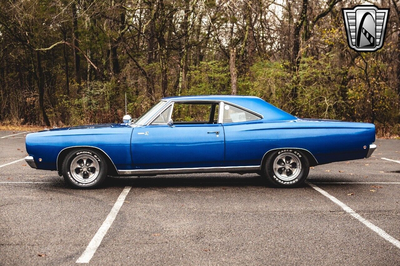 Plymouth-Road-Runner-1968-3