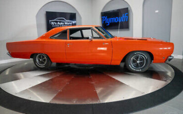 Plymouth-Road-Runner-1968-3