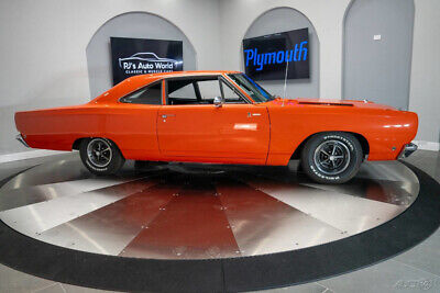 Plymouth-Road-Runner-1968-3