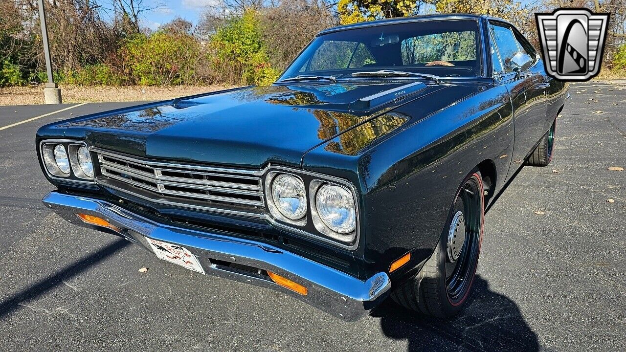 Plymouth-Road-Runner-1969-2