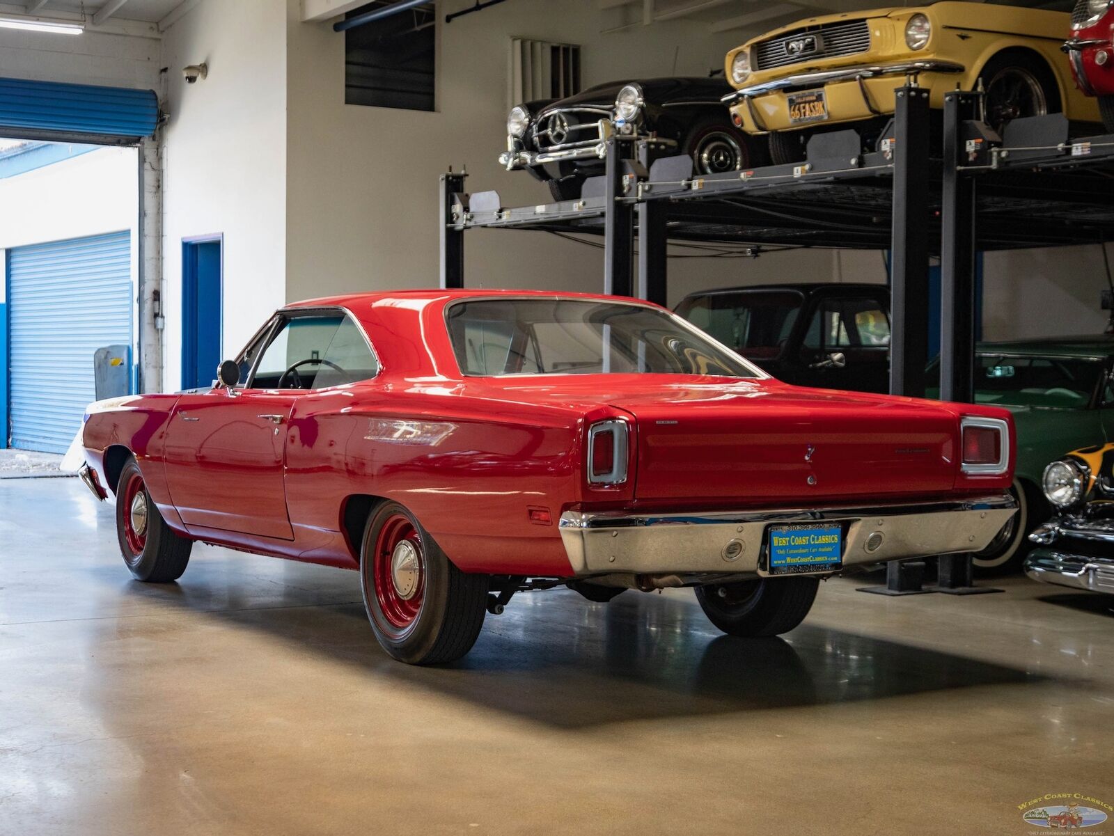 Plymouth-Road-Runner-1969-20