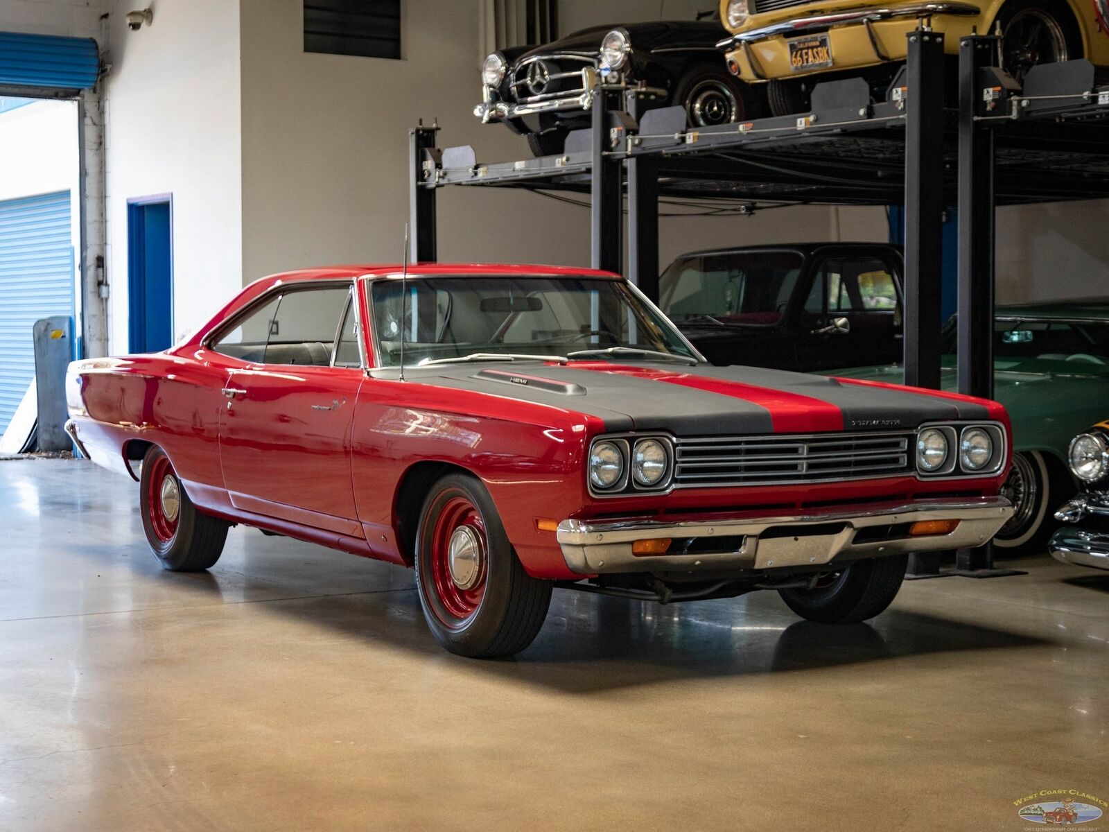 Plymouth-Road-Runner-1969-9