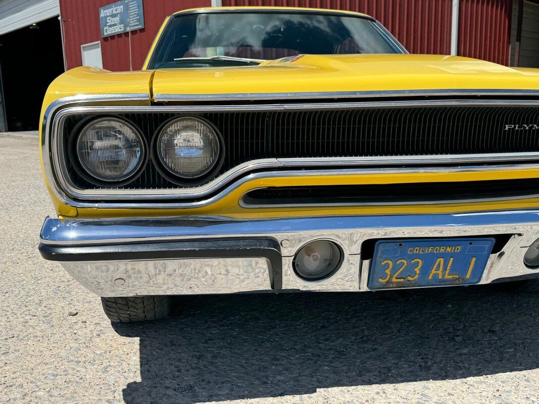 Plymouth-Road-Runner-1970-34