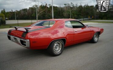 Plymouth-Road-Runner-1972-7