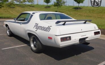 Plymouth-Road-Runner-1973-3