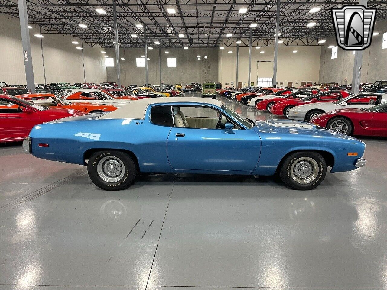 Plymouth-Road-Runner-1973-5