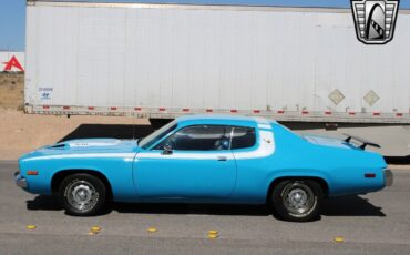 Plymouth-Road-Runner-1973-5