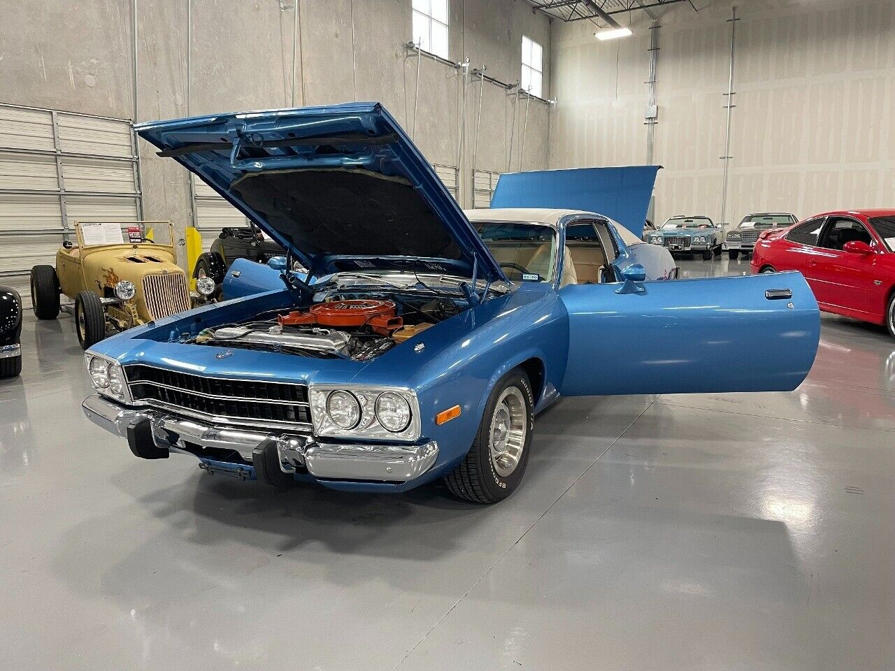 Plymouth-Road-Runner-1973-8