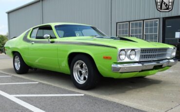 Plymouth-Road-Runner-1973-9