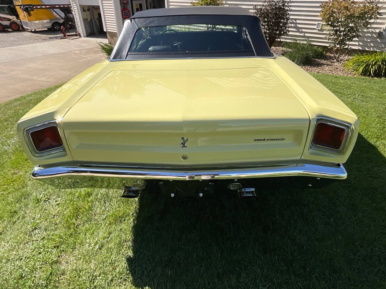 Plymouth-Road-Runner-Cabriolet-1969-18