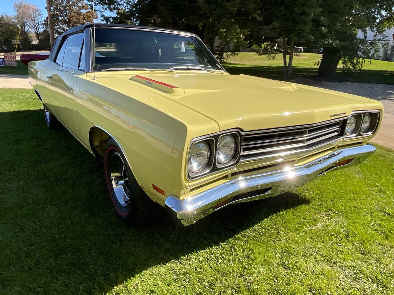 Plymouth-Road-Runner-Cabriolet-1969-6