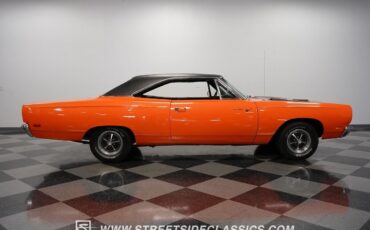 Plymouth-Road-Runner-Coupe-1969-14