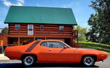 Plymouth-Road-runner-1972-10