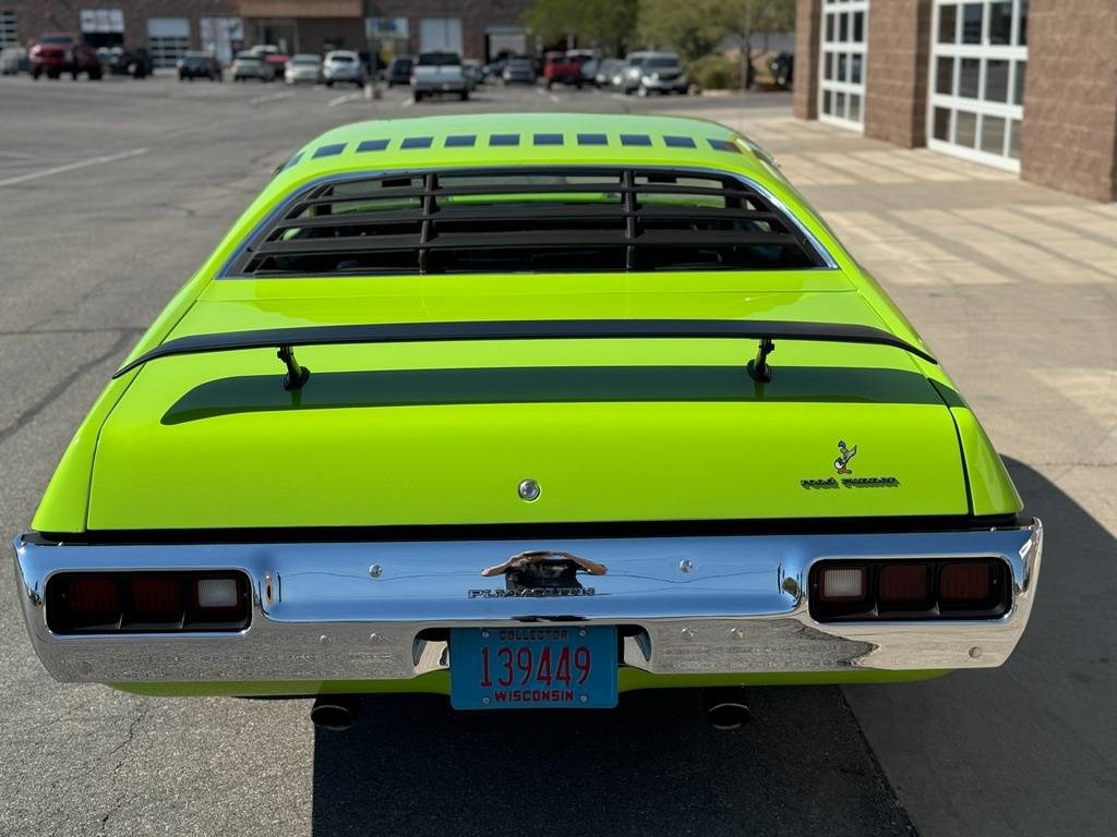 Plymouth-Road-runner-tribute-1974-7