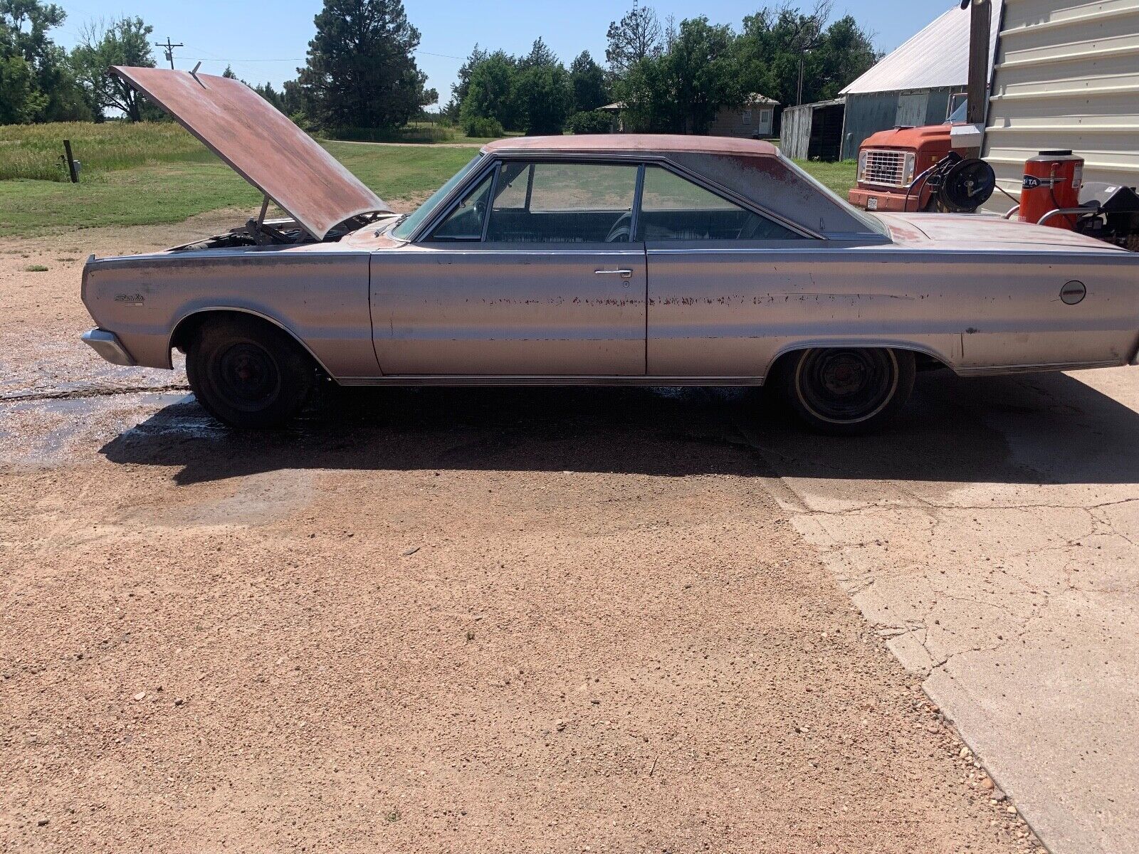 Plymouth-Satellite-1966-3