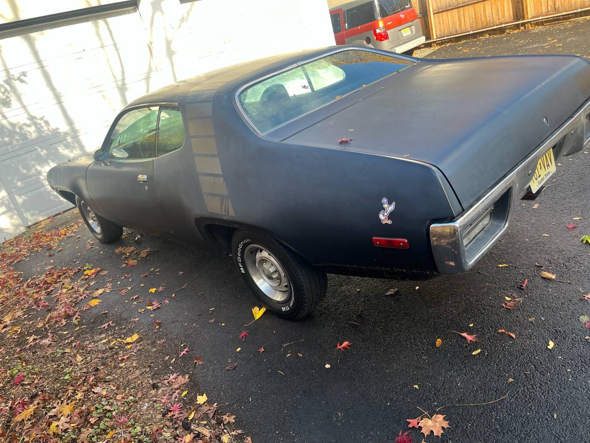 Plymouth-Satellite-1972-10