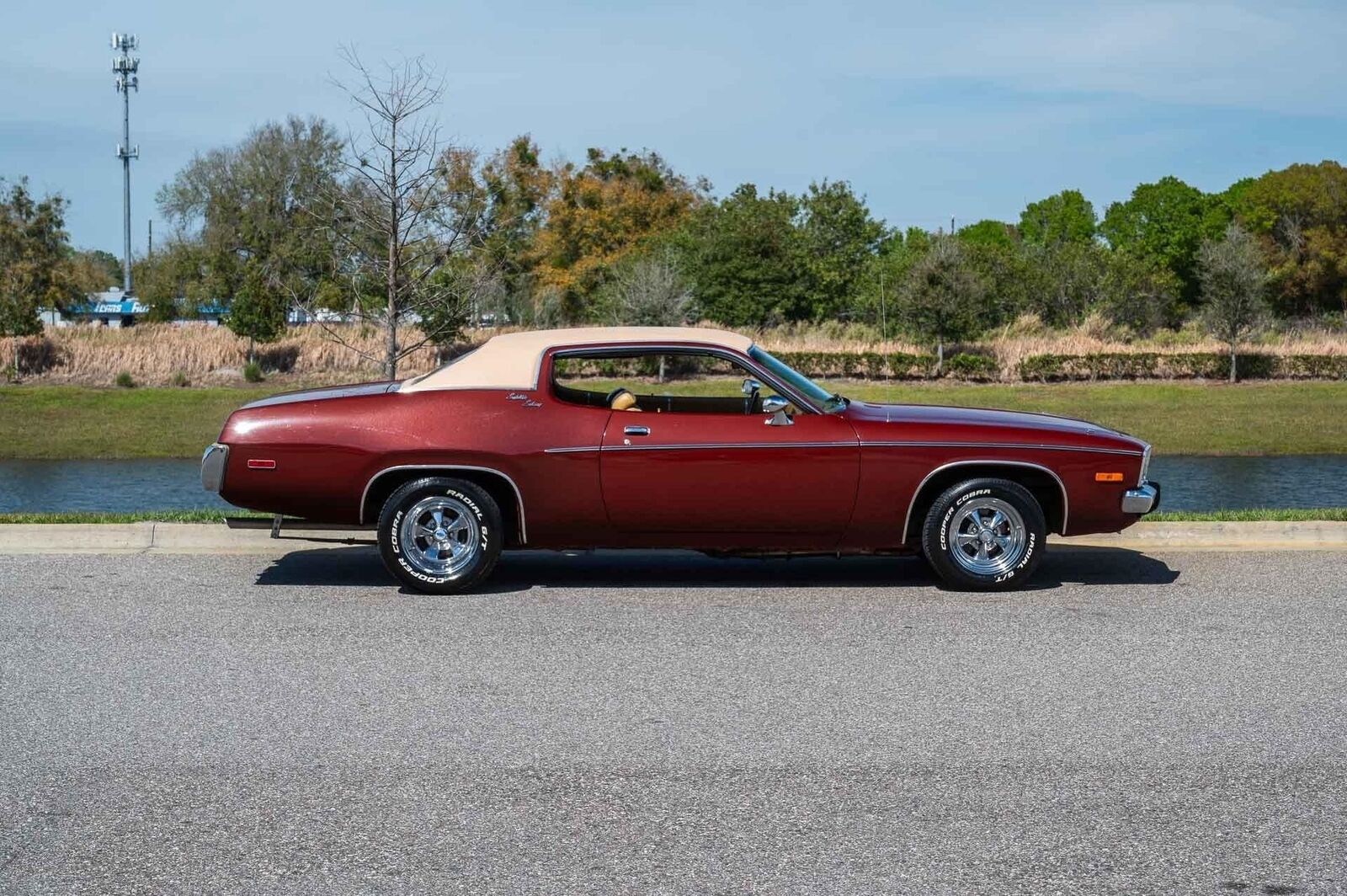 Plymouth-Satellite-1973-6