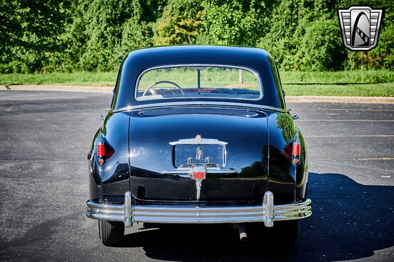 Plymouth-Special-1949-5