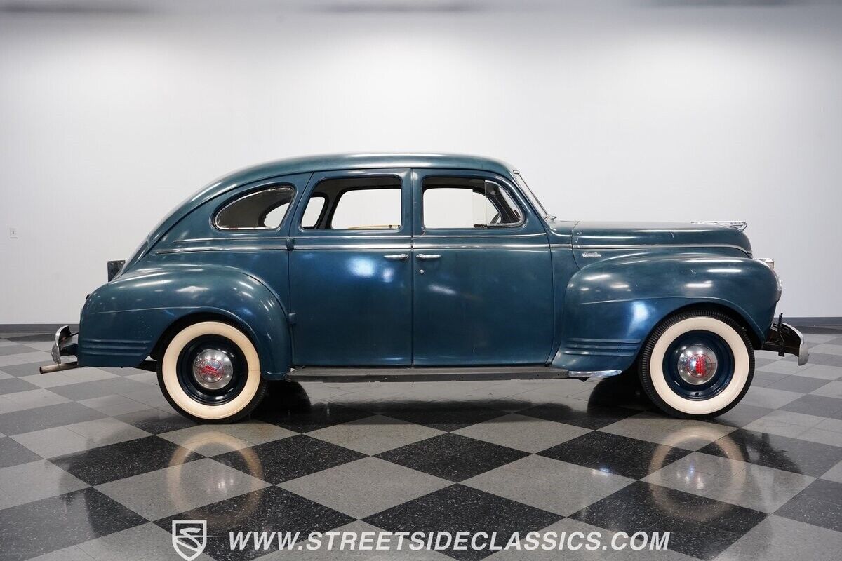 Plymouth-Special-Deluxe-Berline-1941-14