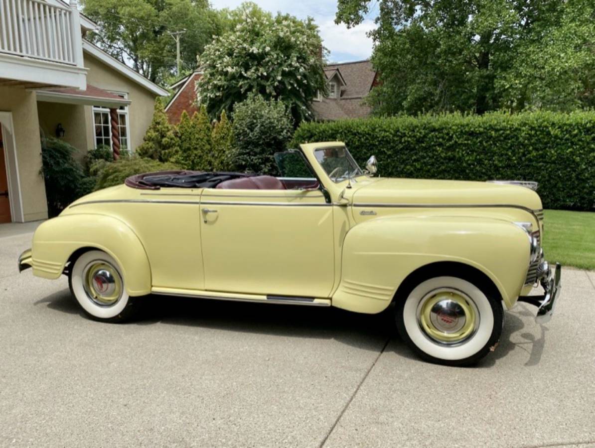 Plymouth-Special-deluxe-1941-1