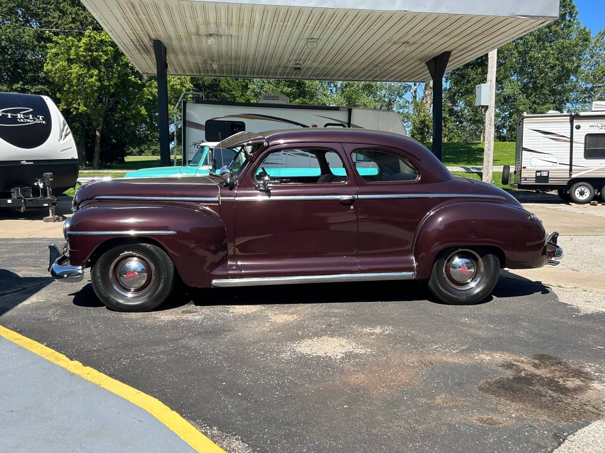 Plymouth-Special-deluxe-1948-22