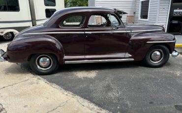 Plymouth-Special-deluxe-1948-6