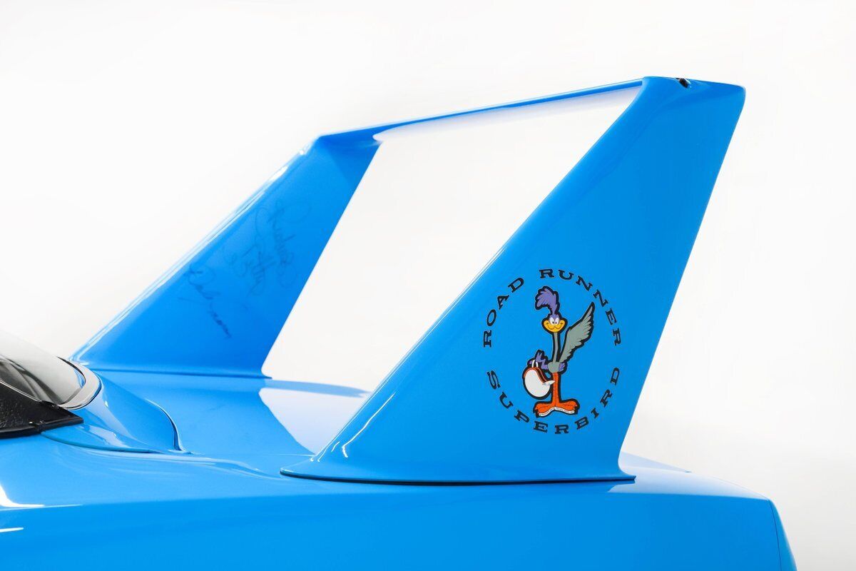 Plymouth-Superbird-1970-10