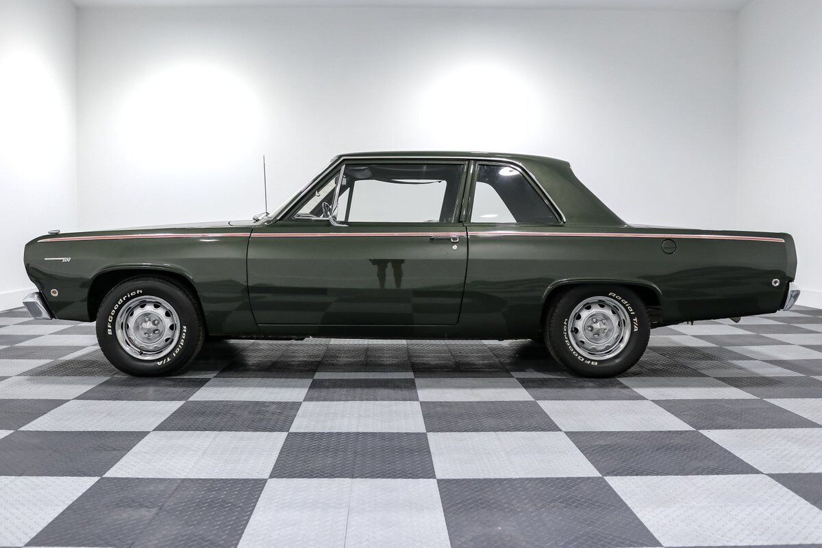 Plymouth-Valiant-Coupe-1968-3