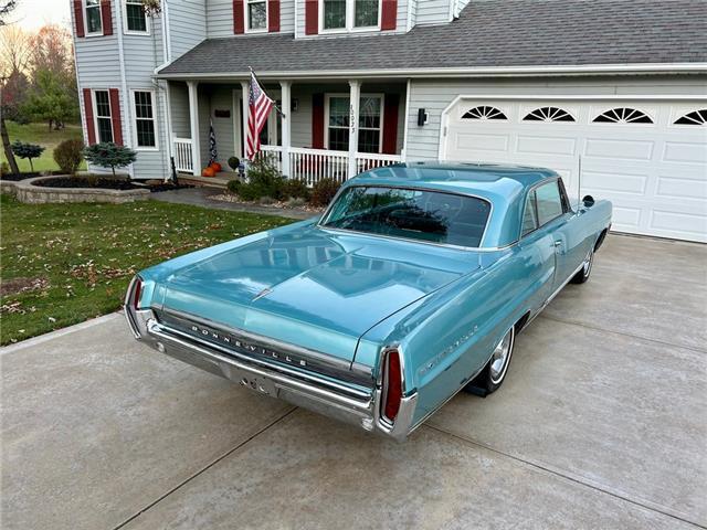 Pontiac-Bonneville-1964-10