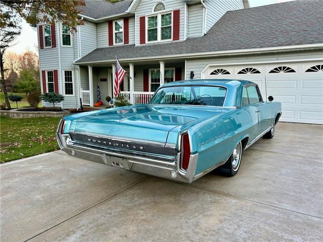 Pontiac-Bonneville-1964-11